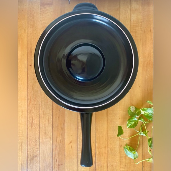 RARE Xtrema Ceramic 12" Skillet Baking Pan w/ Lid, Long Handle & Pot holder - Picture 4 of 12